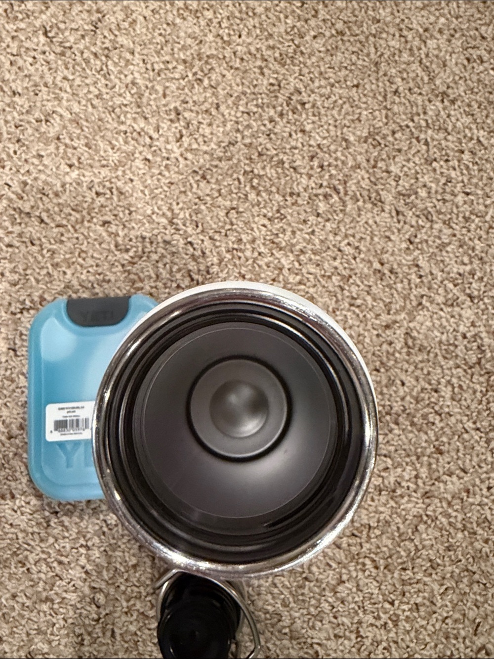 YETI Thin Ice Small Cold-Holder - Elevate water bottle - Picture 5 of 5